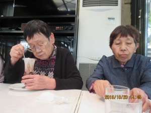 グルメツアー